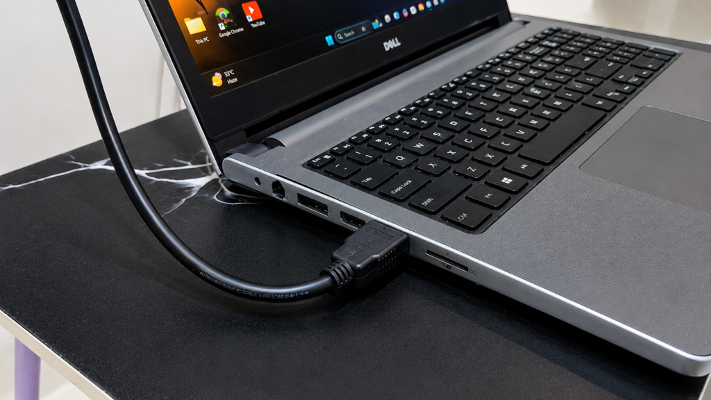How to Connect Laptop to TV with HDMI Cable — Lag Free Screen Mirroring in 1 Minute hdmi cable laptop port connection side